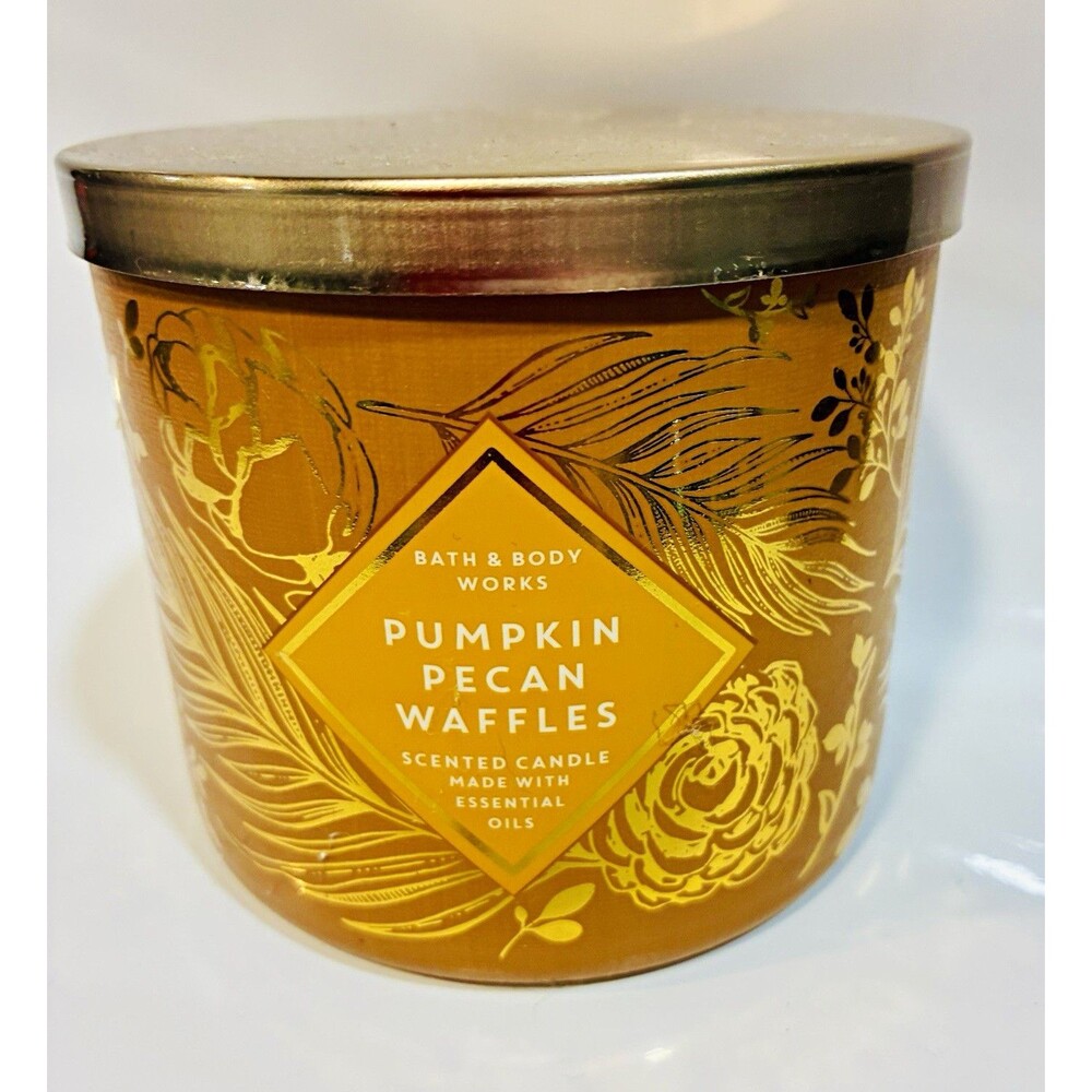 Bath & Body Works Pumpkin Pecan Waffles Scented Jar Candle, Gold, Essential Oils
